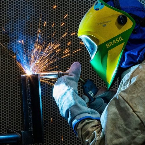 Programa Autonomia e Renda Petrobras abre 2.370 novas vagas gratuitas em parceria com a Firjan SENAI SESI