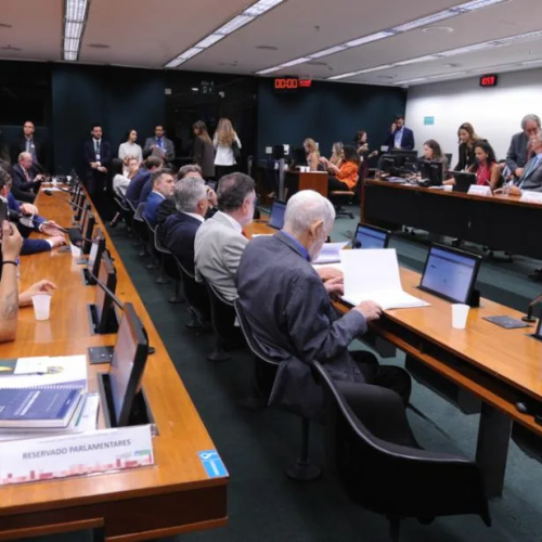 Fim da escala 6×1: votação acontece nesta quarta-feira (22) na CCJ