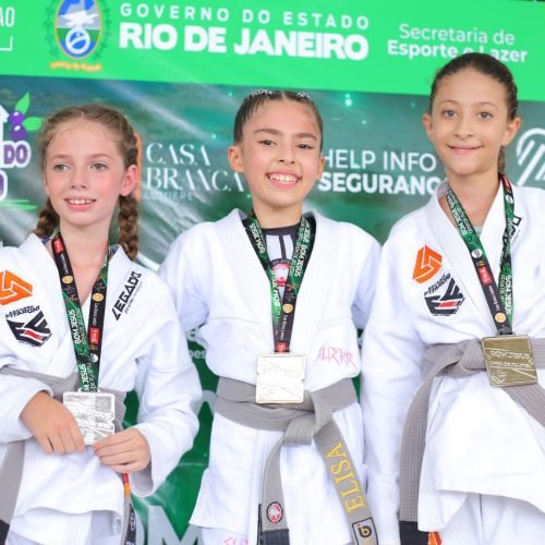 Equipe Equilíbrio Jiu-Jitsu conquista títulos no Campeonato da Liga Interestadual em Bom Jesus do Itabapoana (RJ)