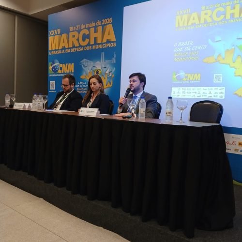 Em Brasília, Guilherme Fonseca debate os desafios climáticos dos pequenos municípios e reforça importância do Conclima