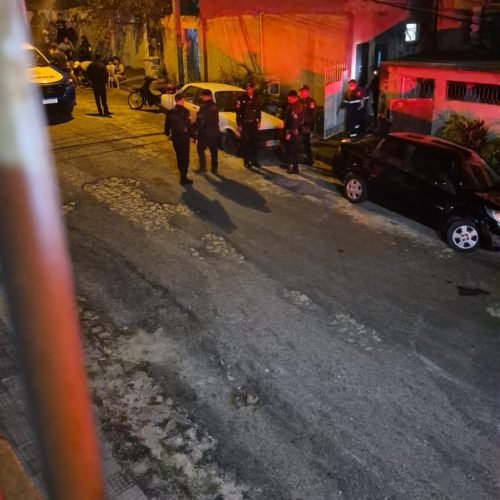 Jovem é assassinado e primo fica ferido após invasão a residência em Itaperuna (RJ)