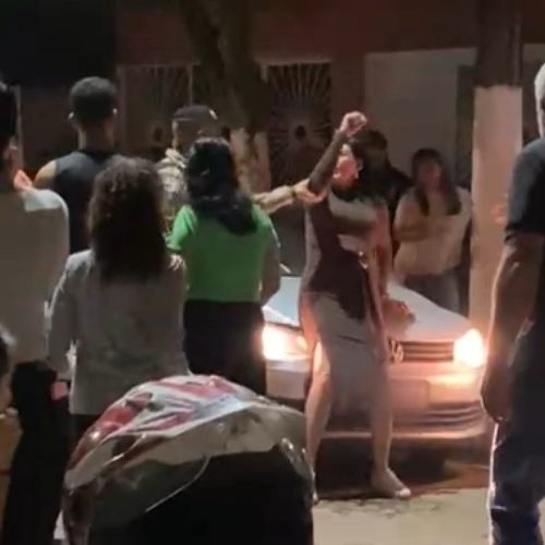 Confusão entre vereadora e secretária termina em tumulto durante sessão da Câmara de Miraí (MG)