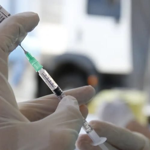 Campanha Nacional de Multivacinação começa hoje em todo o país