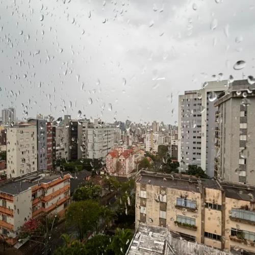 INMET emite alerta de tempestade para o Rio de Janeiro nesta terça-feira (01)