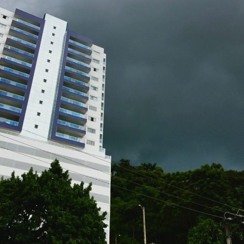 Nova Zona de Convergência trará chuvas intensas ao Espírito Santo e interior do Rio