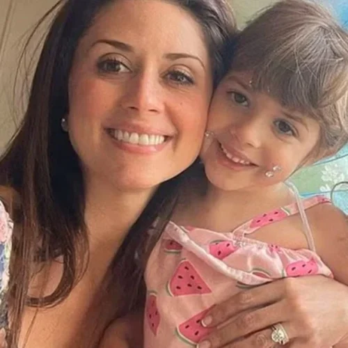 Brasileira é suspeita de matar filha de 4 anos após perder guarda nos EUA
