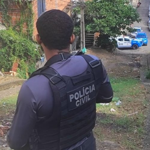 Duas pessoas são presas durante ação conjunta das polícias Civil e Militar em Itaperuna (RJ)