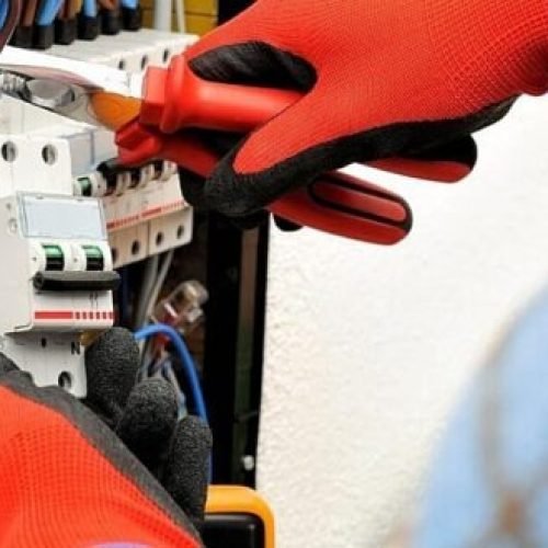 ALERJ aprova projeto que proíbe o corte de energia/água em períodos de calor extremo