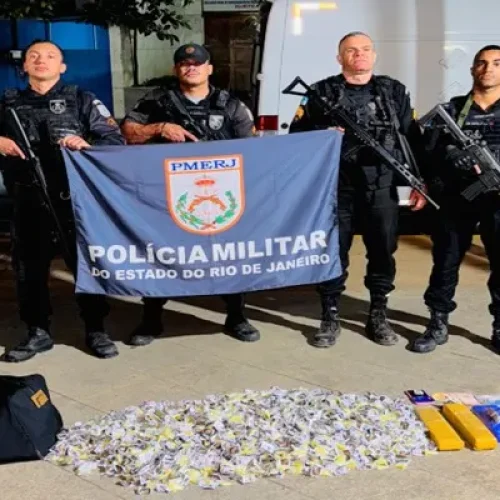 PM apreende mais de quatro kilos de droga em Santo Antônio de Pádua (RJ)