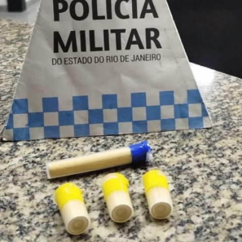Dupla é presa por tráfico de drogas em Boa Ventura, distrito de Itaperuna (RJ)