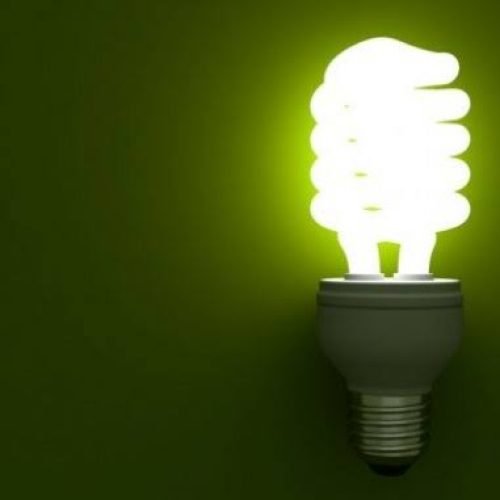 Conta de luz volta à bandeira verde em outubro sem taxa extra, anuncia Aneel