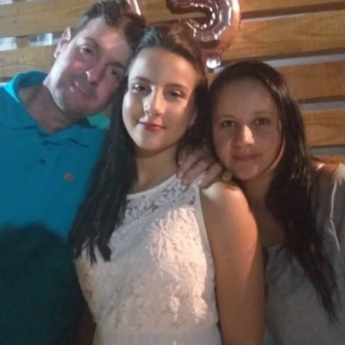 Pai, mãe e filha morrem em acidente com Ford Landau no Espírito Santo