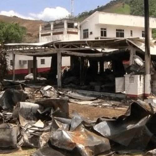 Justiça absolve sete acusados de envolvimento no incêndio no Ninho do Urubu