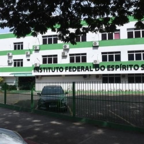 Ifes prepara novo concurso para servidores com salário de quase R$ 5 mil