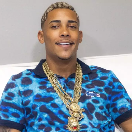 MC Poze do Rodo tem casa invadida por criminosos com fuzis e relata agressões