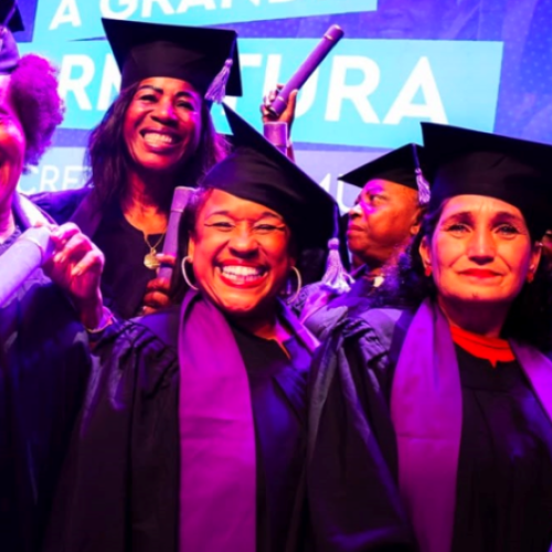 Rio abre mais de 8 mil vagas gratuitas em cursos profissionalizantes exclusivos para mulheres