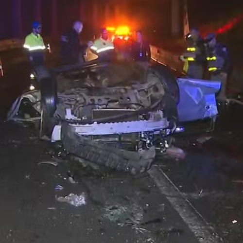 Carro cai de viaduto no Rodoanel e mata quatro jovens em São Bernardo do Campo (SP)