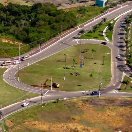 Serra vai duplicar avenida para acabar com engarrafamentos na ES-010