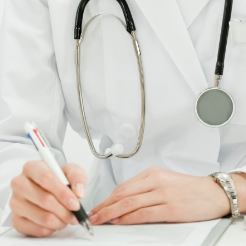 Médicos brasileiros já podem atuar nos Estados Unidos sem refazer a residência médica