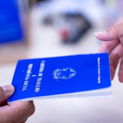 Desemprego cai para 5,2% no terceiro trimestre de 2026 e atinge menor nível desde 2012