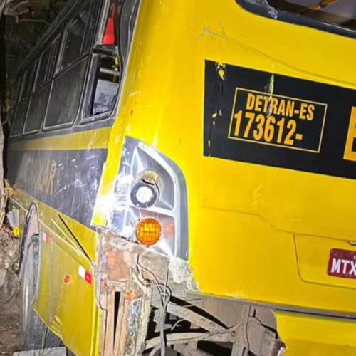 Nove crianças ficam feridas após acidente com ônibus escolar no Sul do ES