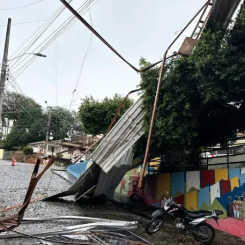 Câmara Municipal de Leopoldina aprova auxílio de R$ 250 Mil para famílias vítimas de chuva e vendaval