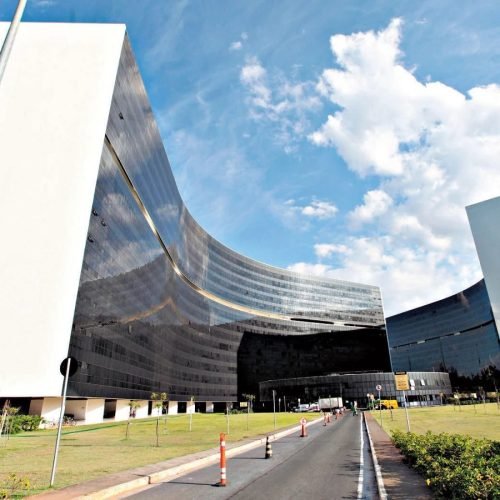 Brasil é 1º lugar mundial em pagamento de supersalários para servidores públicos