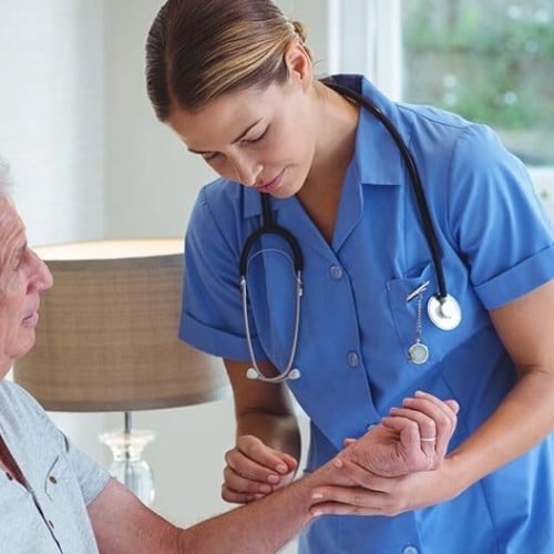 Senac Itaperuna oferece cursos gratuitos com foco em tecnologia, saúde e estética