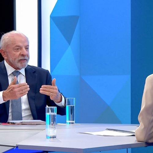 Lula comenta crise no STF e promete discutir reforma do Judiciário em eventual novo mandato