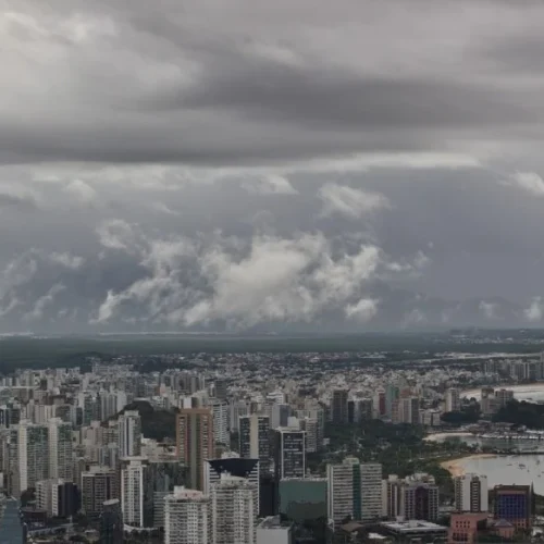 Julho começa com tempo firme, mas frente fria deve trazer chuva ao Espírito Santo no fim da semana