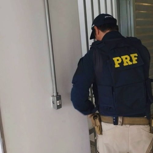 Passageira de 60 anos denuncia abuso em ônibus interestadual e autor é preso em Leopoldina (MG)