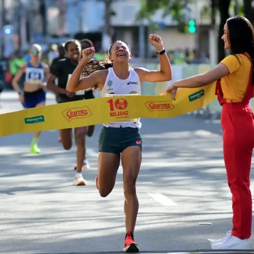 Dez Milhas Garoto completa 35 anos com recorde de inscritos, selo internacional e maioria feminina