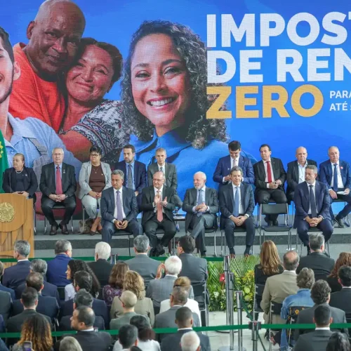 Lula sanciona lei que isenta IR para salários de até R$ 5 Mil; medida vale a partir de 2026