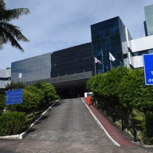 ES tem 14 concursos públicos e processos seletivo abertos