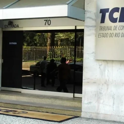 TCE suspende licitação de R$ 1 bi para a concessão dos serviços de água e esgoto no Norte-Noroeste Fluminense