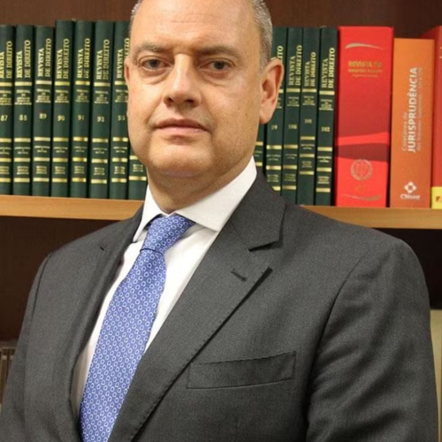 Governador em exercício do Rio de Janeiro substitui direção da Fundação Saúde e faz mais mudanças